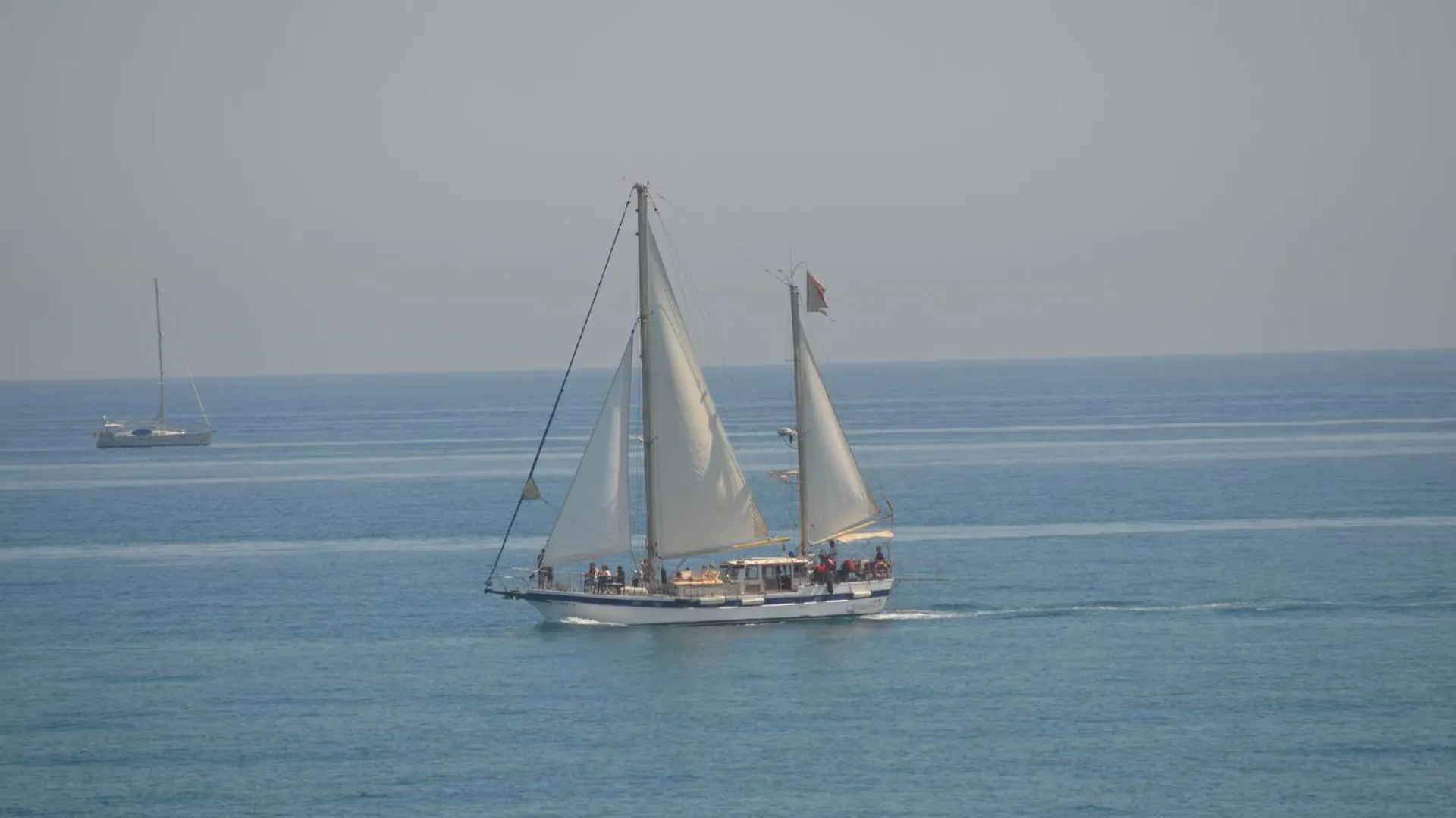 Estepona Beach 3Br Condo Frontline La Rada Apartment