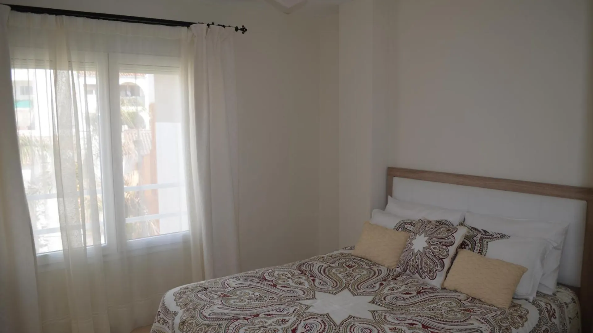 Estepona Beach 3Br Condo Frontline La Rada Spain